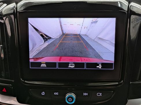 Used 2023 Chevrolet Traverse LT AWD/4WD image 12