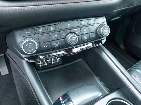 Certified 2023 Dodge Durango GT image 19