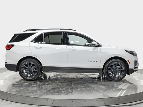 Used 2023 Chevrolet Equinox RS w/ RS Leather Package AWD/4WD image 8