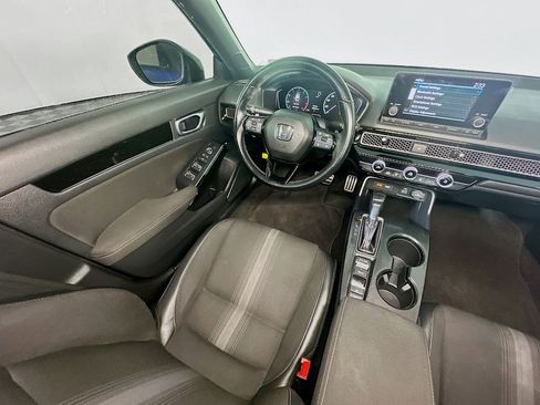 Used 2023 Honda Civic Sport image 9