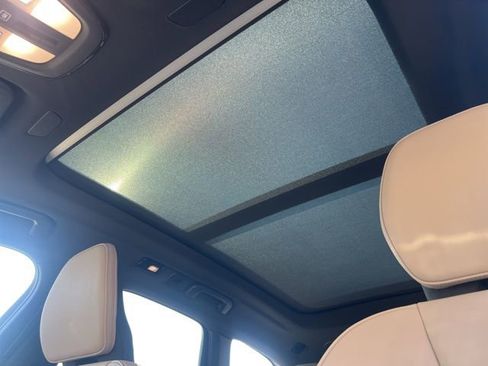 New 2026 Volvo XC60 B5 Plus w/ Protection Package Premier AWD/4WD image 24