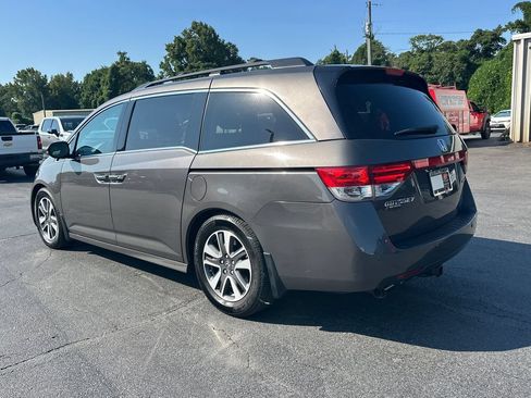 Used 2015 Honda Odyssey Touring image 8