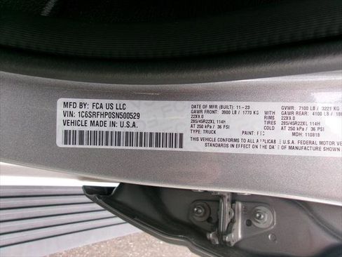 Certified 2025 RAM 1500 Limited AWD/4WD image 18