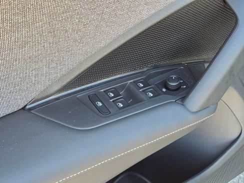 New 2026 Volkswagen Tiguan S FWD image 10