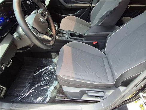 Used 2025 Volkswagen Jetta Sport FWD image 15
