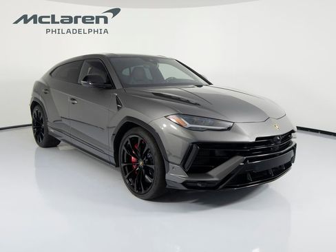 Used 2024 Lamborghini Urus S AWD/4WD image 3