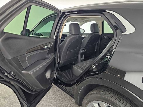 Used 2023 Buick Envision Avenir image 15