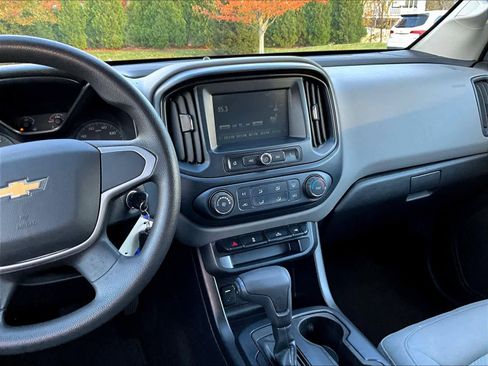 Used 2017 Chevrolet Colorado W/T w/ WT Convenience Package image 18