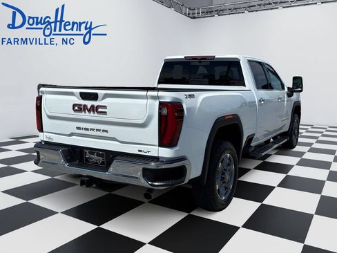 Used 2025 GMC Sierra 2500 SLT w/ SLT Premium Package AWD/4WD image 5