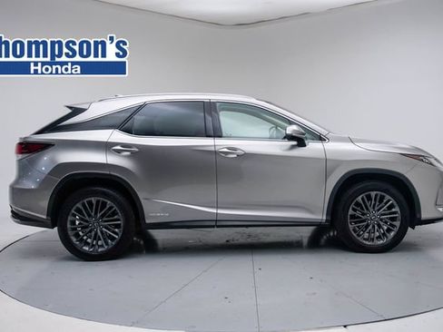 Used 2022 Lexus RX 450h AWD w/ Luxury Package image 2