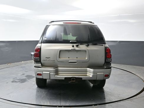 Used 2005 Chevrolet TrailBlazer LS w/ LS Preferred Equipment Group AWD/4WD image 10