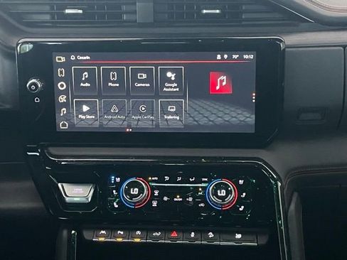 Used 2023 GMC Sierra 1500 AT4 image 12