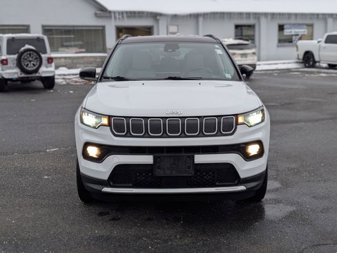 Used 2022 Jeep Compass Limited image 14