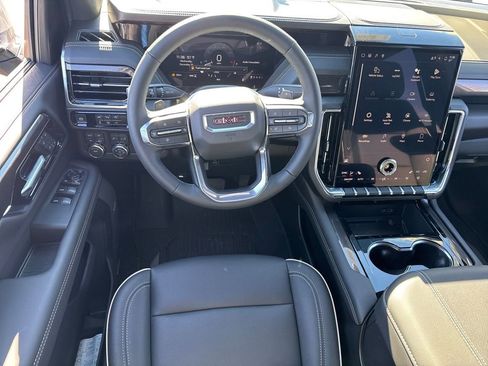 New 2026 GMC Yukon Elevation w/ LPO, Floor Liner Package AWD/4WD image 15