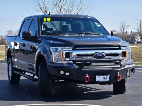 Used 2019 Ford F150 XLT w/ Equipment Group 301A Mid AWD/4WD image 4