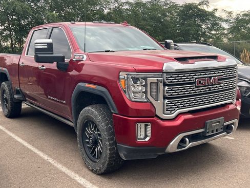 Used 2022 GMC Sierra 3500 Denali w/ Denali Ultimate Package AWD/4WD image 2