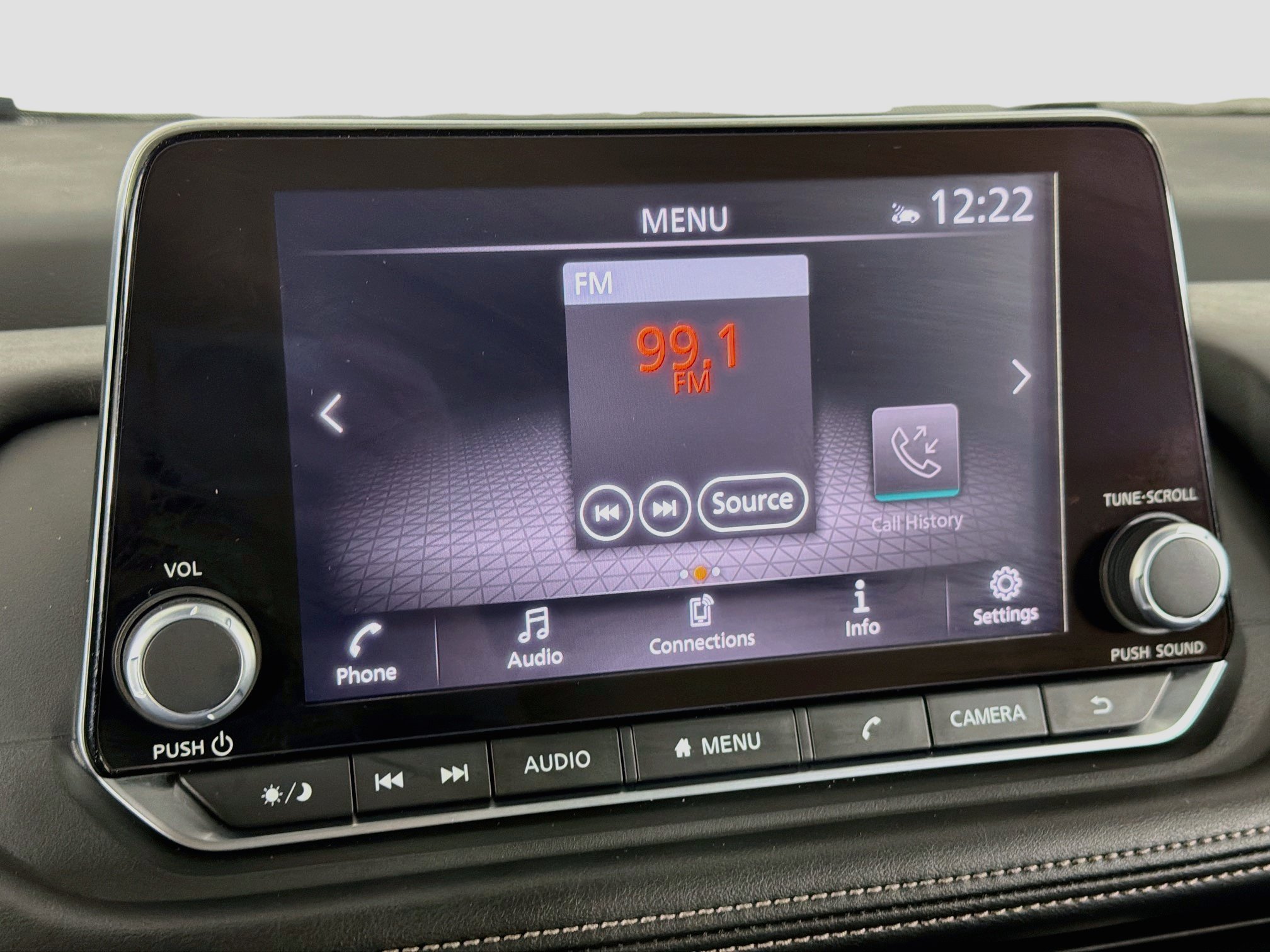 Used 2024 Nissan Rogue SV FWD image 21