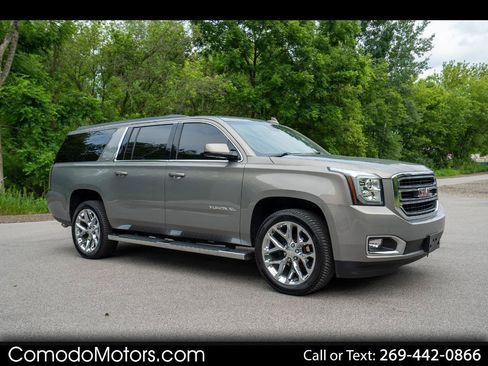 Used 2019 GMC Yukon XL SLT AWD/4WD image 1