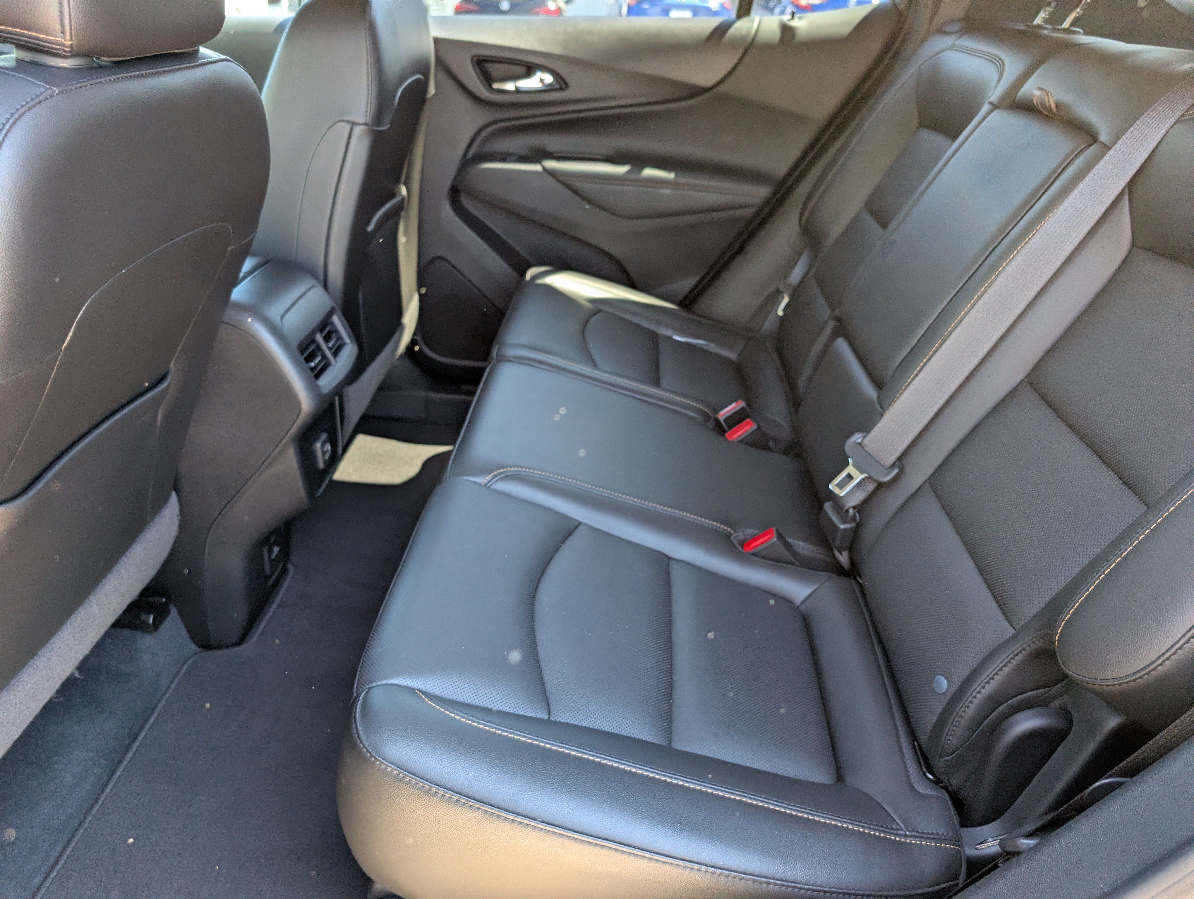 Used 2020 Chevrolet Equinox Premier AWD/4WD image 11