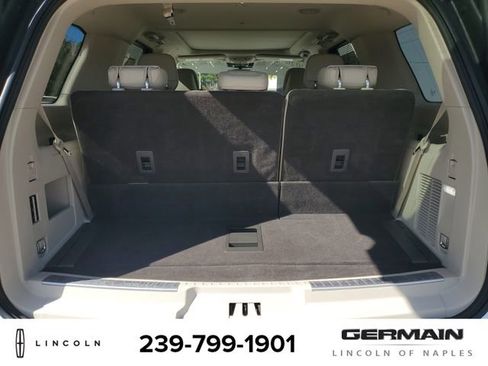 Used 2020 Lincoln Navigator Reserve w/ Luxury Package image 23