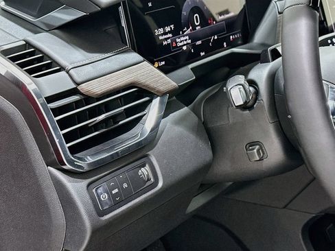 New 2026 GMC Acadia Denali w/ Super Cruise Package FWD image 10