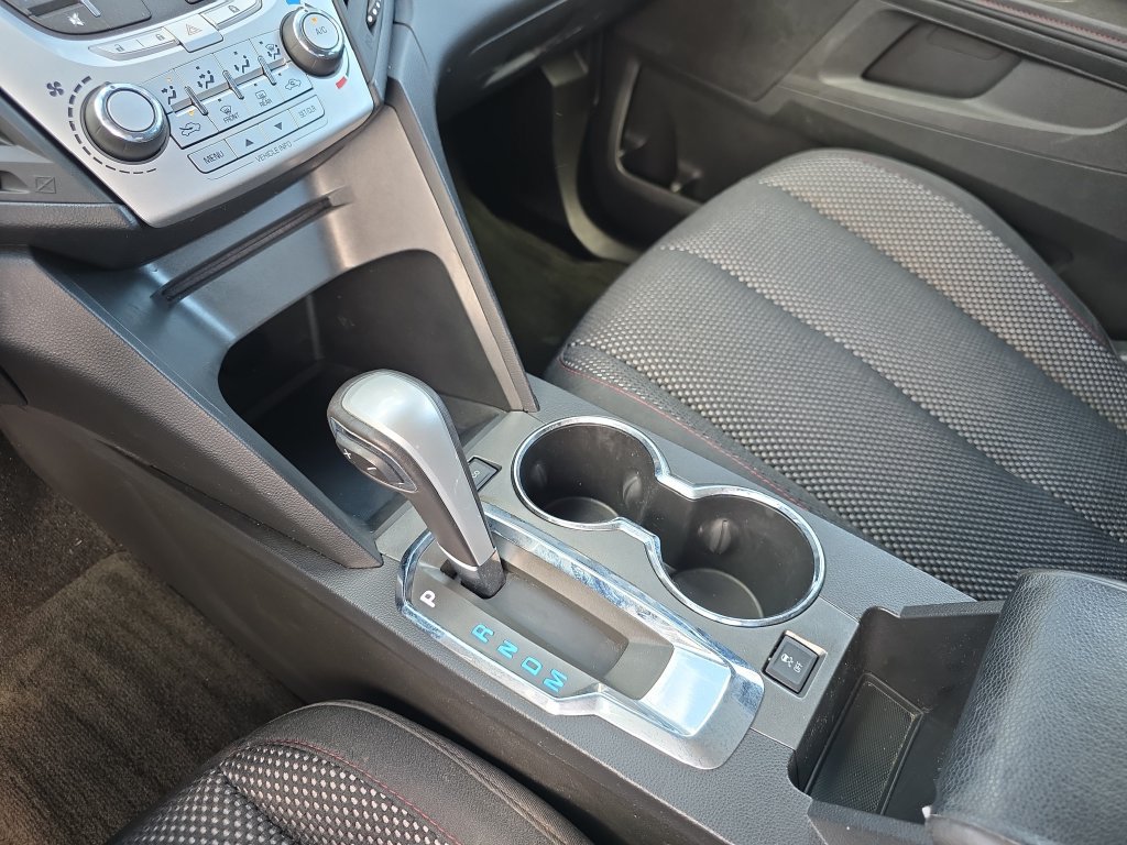 Used 2015 Chevrolet Equinox LT w/ Driver Convenience Package FWD image 14