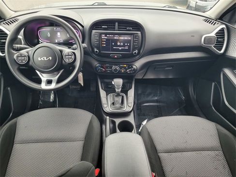 Used 2023 Kia Soul LX w/ Option Group 015 image 16