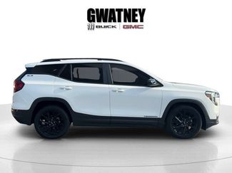 Used 2024 GMC Terrain SLE w/ Elevation Edition FWD video 2