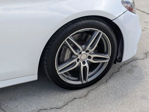 Used 2017 Mercedes-Benz E 300 image 5