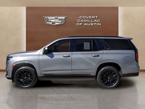 Used 2023 Cadillac Escalade Sport Platinum w/ LPO, ONYX Package image 2