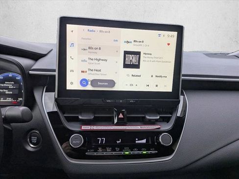 Used 2026 Toyota Corolla SE image 13