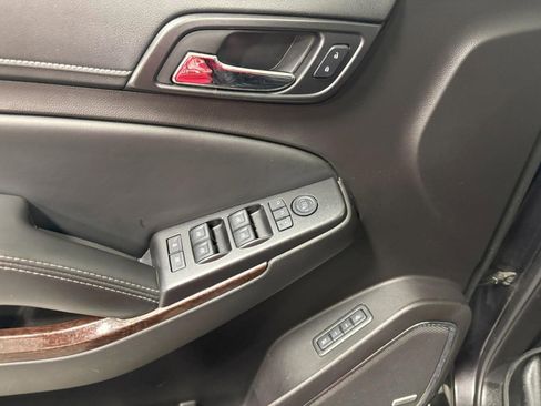 Used 2016 GMC Yukon SLT w/ Open Road Package image 12