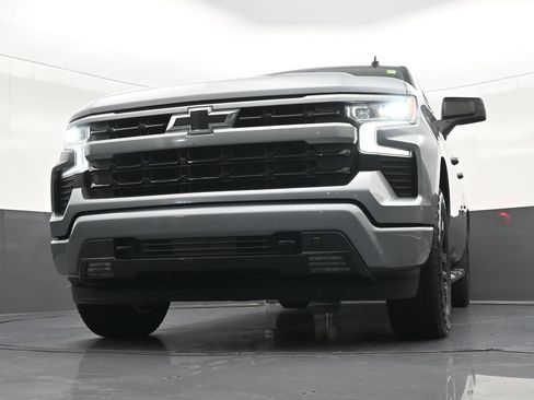 Used 2023 Chevrolet Silverado 1500 RST RWD image 30