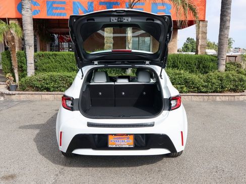 Used 2025 Toyota Corolla SE image 8