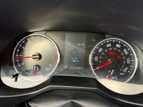 Used 2021 Toyota RAV4 LE AWD/4WD image 10