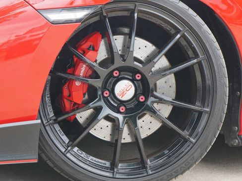 Used 2018 Honda Civic Type R image 2