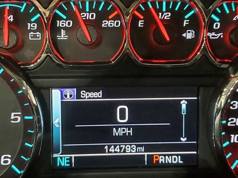 Used 2018 GMC Sierra 1500 SLE w/ Texas SLE Value Package AWD/4WD image 30