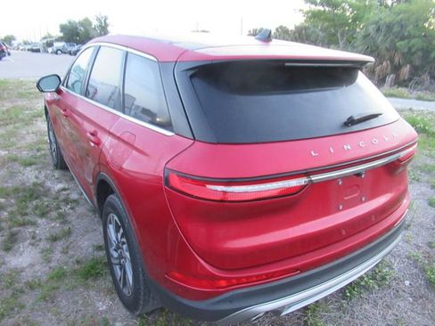 Certified 2024 Lincoln Corsair FWD w/ Equipment Group 101A image 4