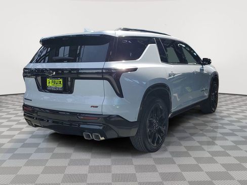 New 2026 Chevrolet Traverse RS image 3