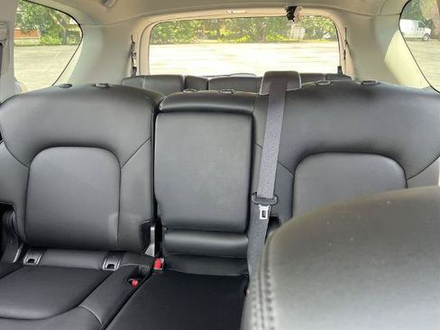 Certified 2022 Nissan Armada SV w/ Cargo Package AWD/4WD image 22