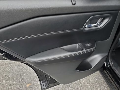 Certified 2024 Nissan Rogue SL w/ SL Premium Package image 14