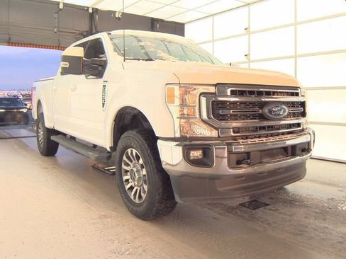 Used 2022 Ford F250 Lariat w/ Lariat Value Package image 2