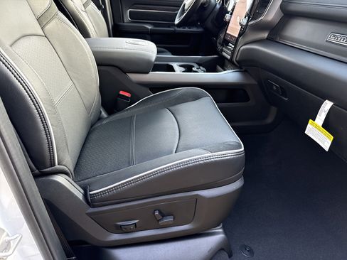 New 2025 RAM 3500 Laramie w/ Towing Technology Group image 15