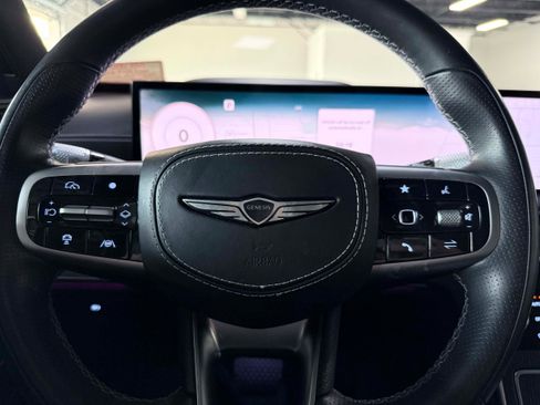Used 2025 Genesis GV80 3.5T AWD/4WD image 17