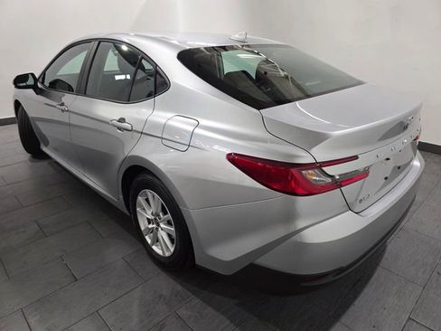 Used 2026 Toyota Camry LE FWD image 3