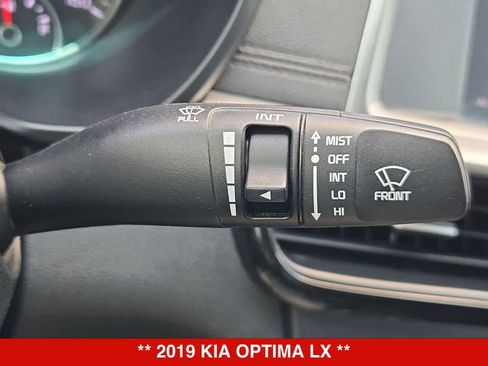 Used 2019 Kia Optima LX FWD image 24