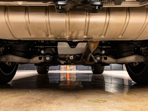 Used 2025 Land Rover Defender 130 X image 14