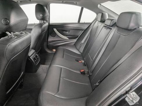 Used 2016 BMW 320i xDrive Sedan image 18