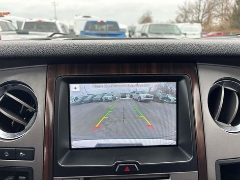 Used 2017 Ford Expedition EL Platinum image 32