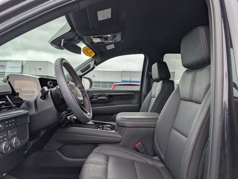 Used 2026 Chevrolet Tahoe RST w/ Comfort Package image 9